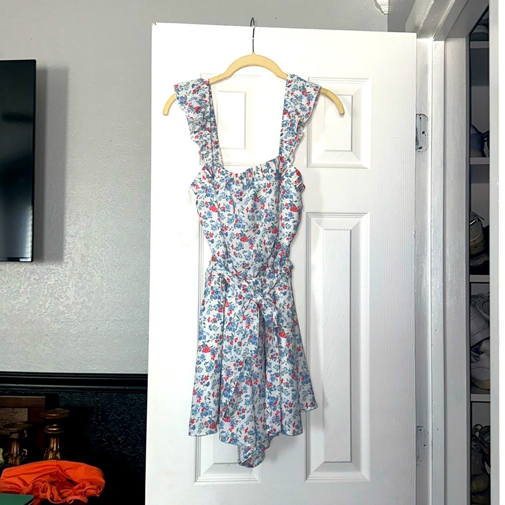 Altar’d State, Floral Romper, never worn!